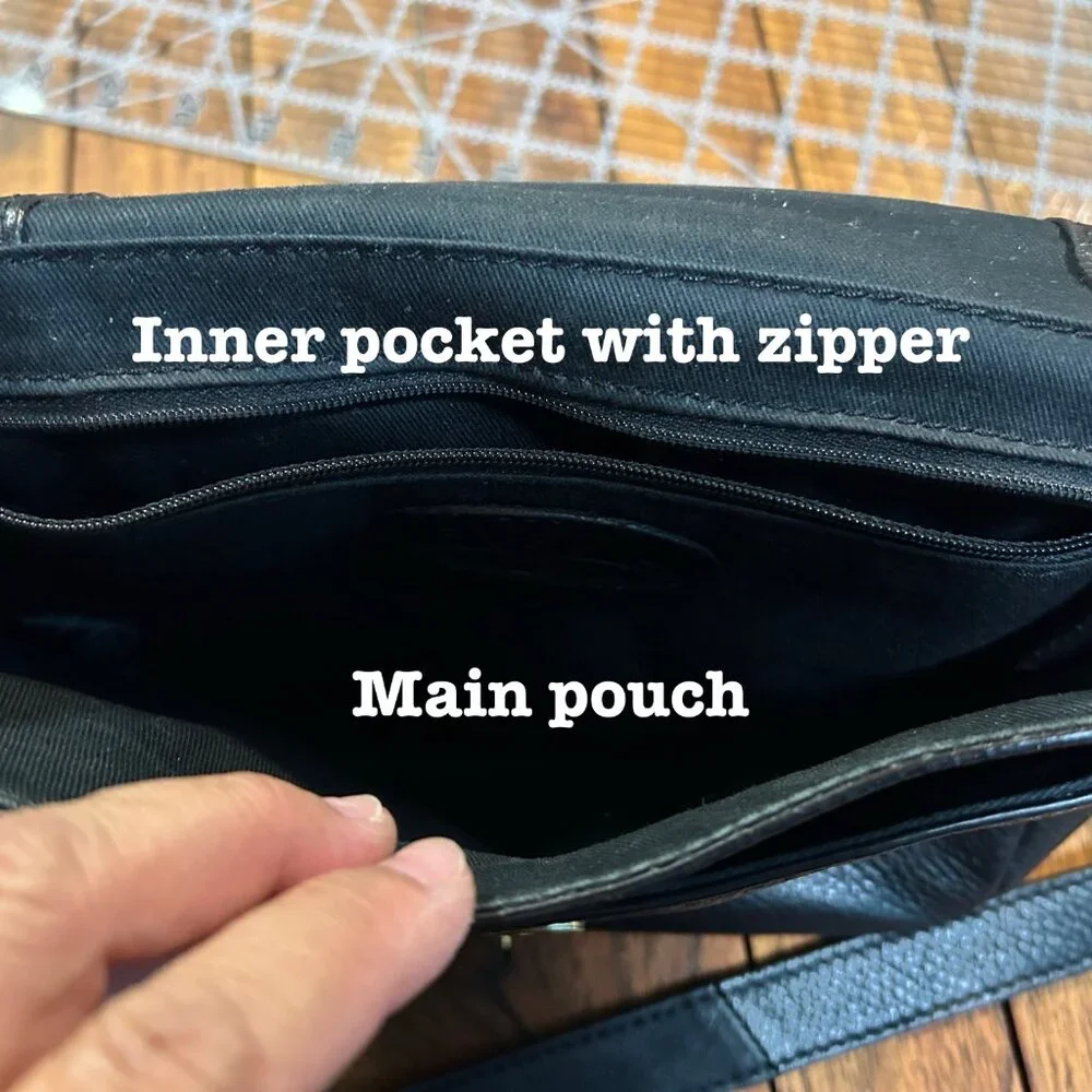 Fossil Preston Black Leather Crossbody - Picture 3 of 8